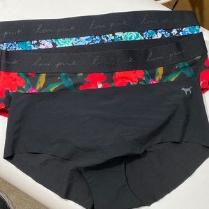 Bundle NWT VS Pink logo Hipsters Large